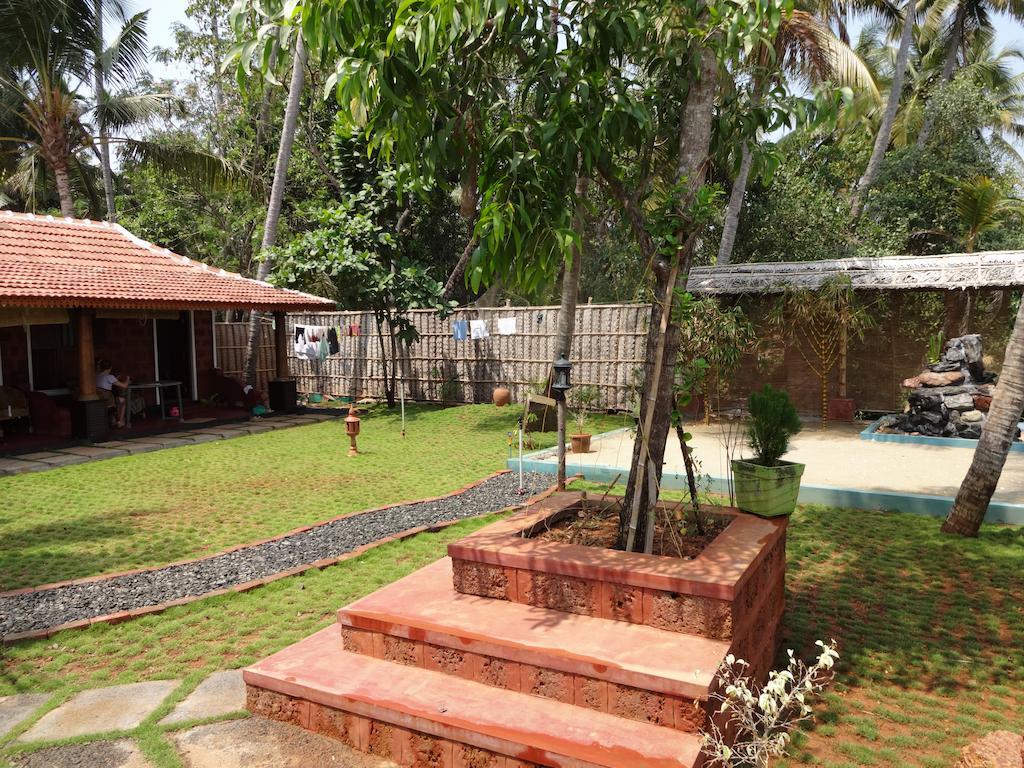 Ambadis Villas Kodungallur Bagian luar foto