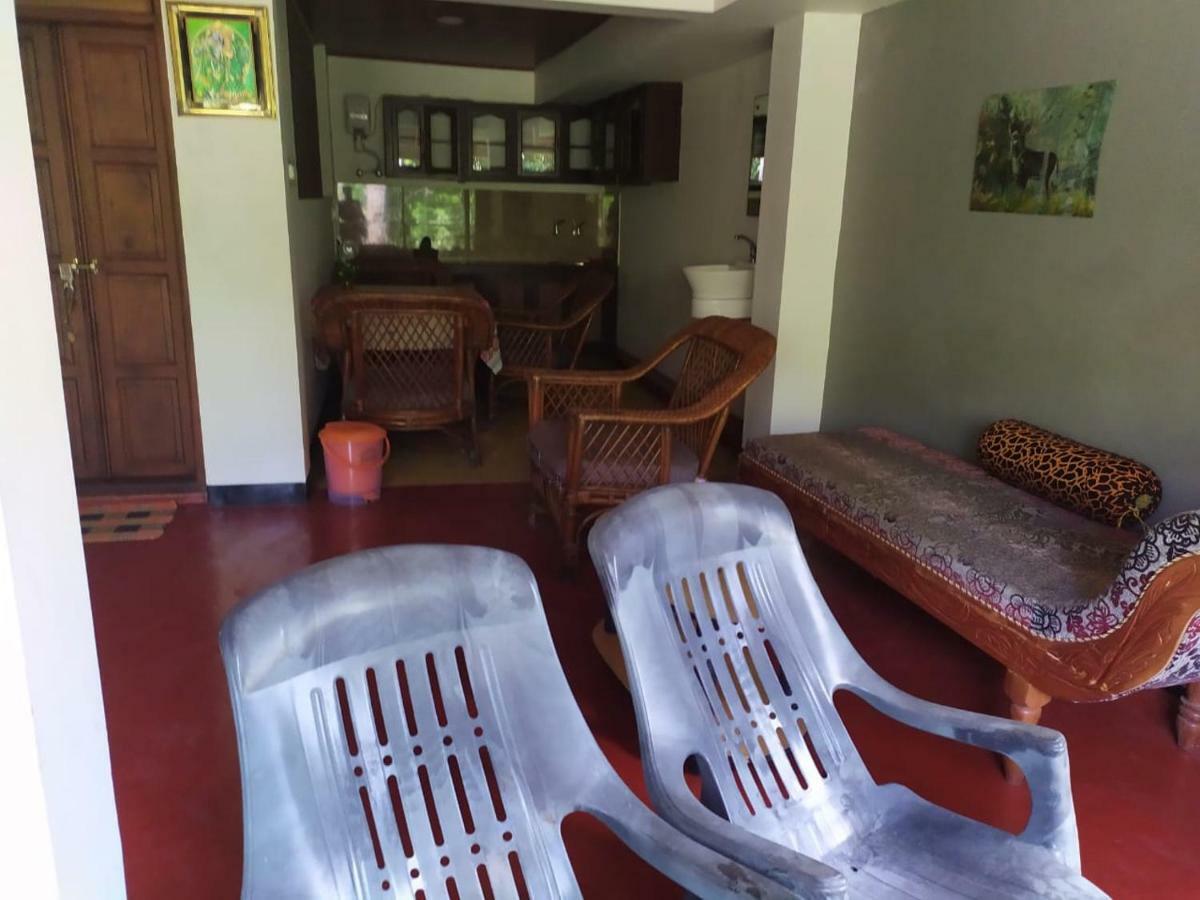 Ambadis Villas Kodungallur Bagian luar foto